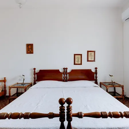 Timbora Vila Càbras